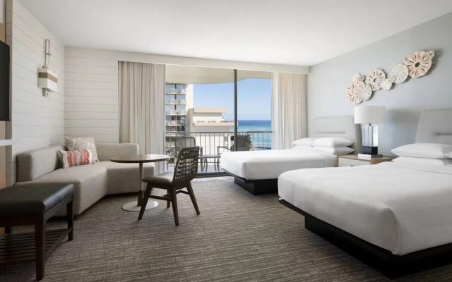 Kealohilani Quadruple room with balcony and with ocean view