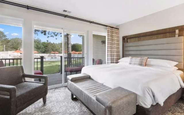 2 Bedrooms Villa