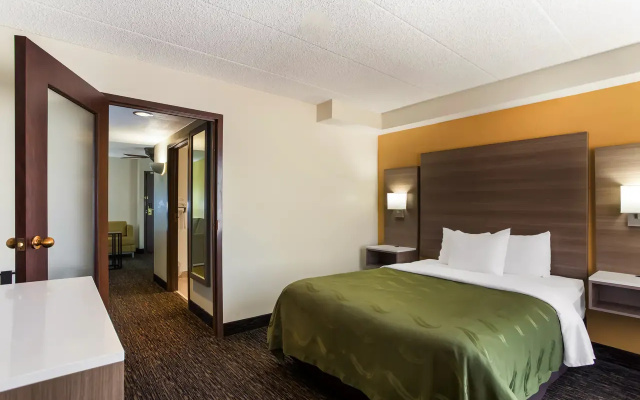 Wheelchair Accessible Double Suite