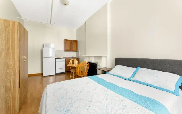 Deluxe Single room