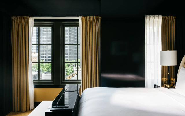 Clinton Corner Double Suite