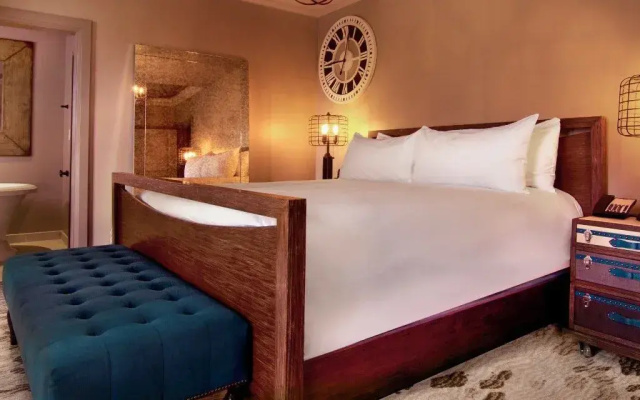 Parlor Double Suite