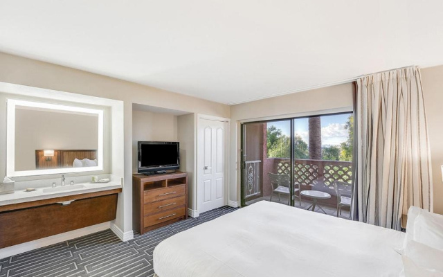 Accessible Double Suite