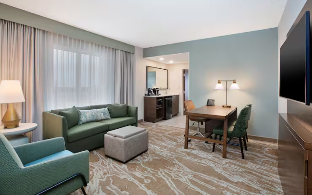 Two-room Corner Double Suite