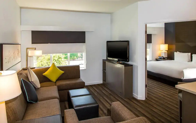 1 Bedroom Double Suite