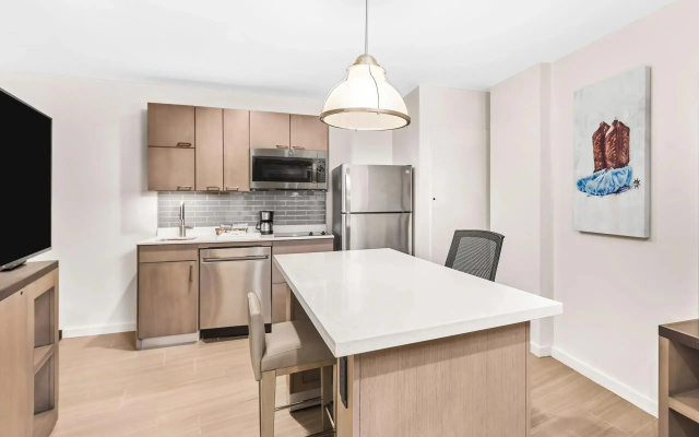 1 Bedroom Double Suite with panoramic view