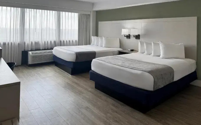 Standard Tower Quadruple room