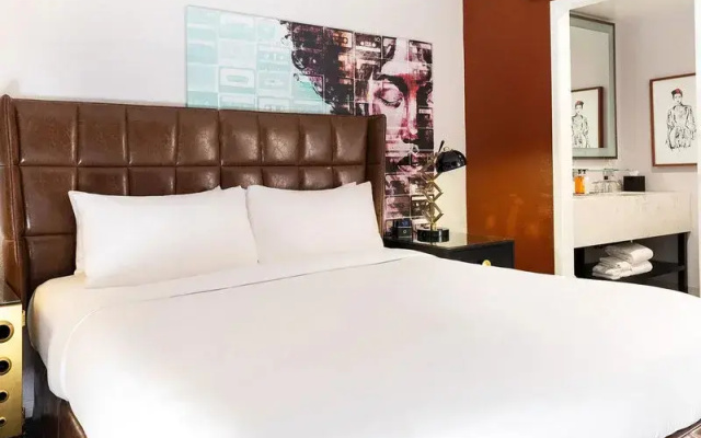 Signature Double Suite with balcony