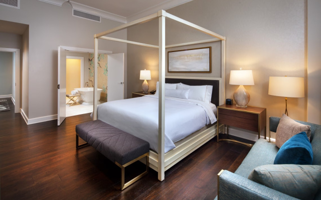 1 Bedroom Heavenly Penthouse Suite