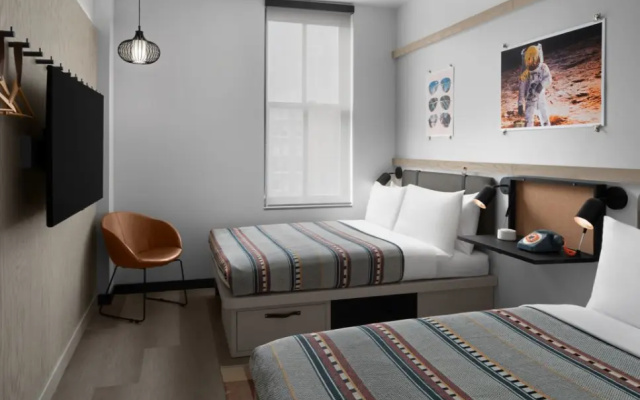 Twin room