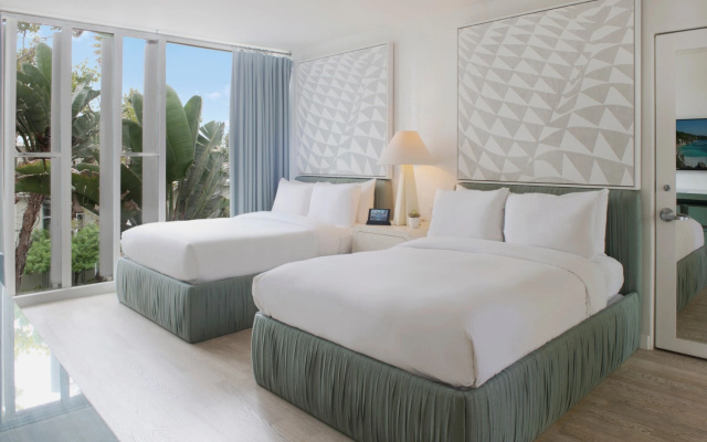 Deluxe Quadruple room