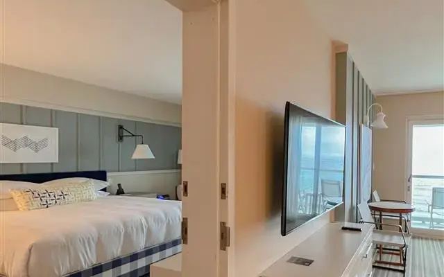Sunrise Double Suite