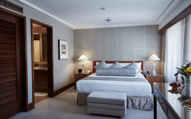 Executive No. 4 Double Suite