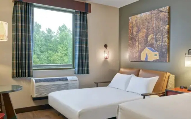 Family Mountain Tower Suite