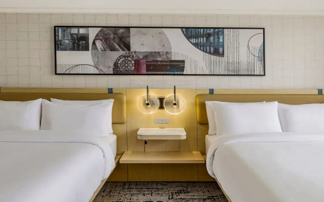 Premium Twin room with skyline view