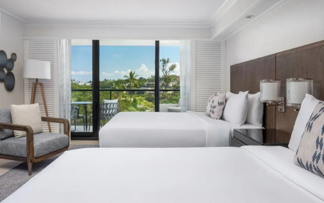 Room with balcony and with garden view