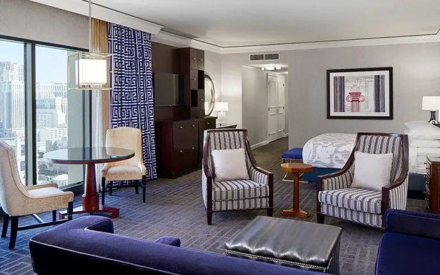 Augustus Premium Double Studio Suite