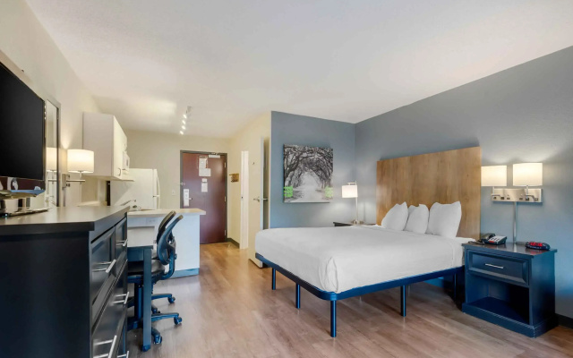Deluxe Double Suite