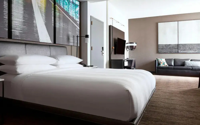 1 Bedroom Suite