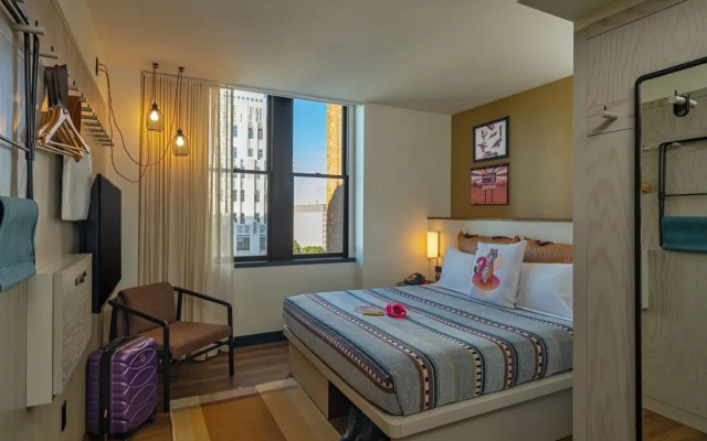 Cozy Double room with city view