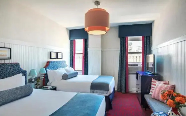 Quadruple room