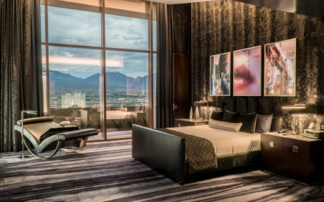 2 Bedrooms 180° Suite