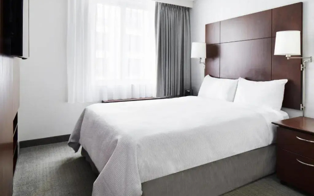Diplomat Double Suite