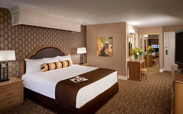 Carson Tower Deluxe Double room