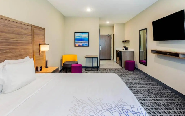 Mobility/Hearing Accessible room