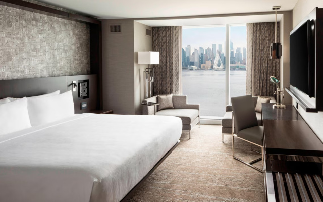 Grand Deluxe Double room Skyline View