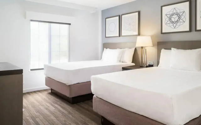 1 Bedroom Quadruple Suite