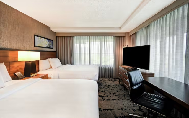 2-room Corner Suite