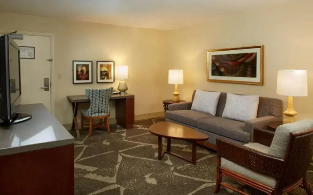 1 Bedroom Diamond Head Tower Suite with ocean view