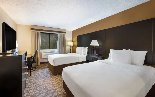 Quadruple room