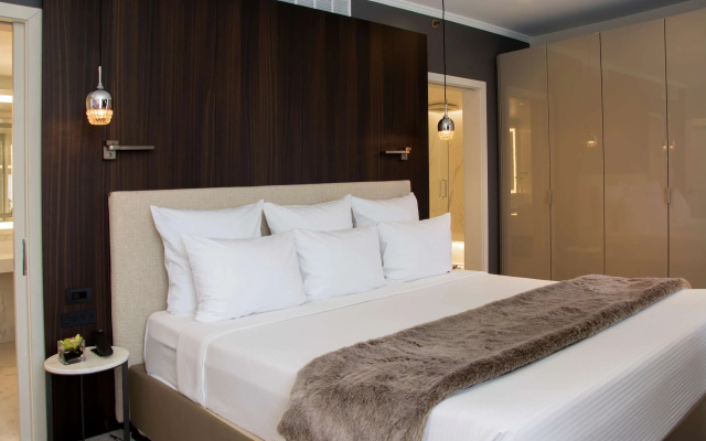 Presidential Luxury Above the City Double Suite