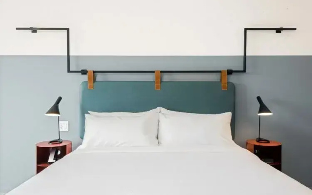 View Double Mobility and Hearing Accessible room