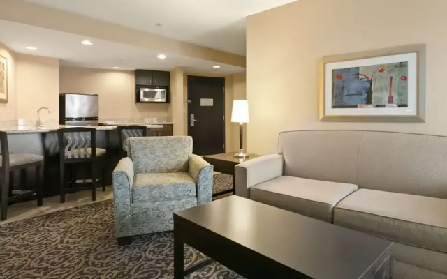 Double Suite