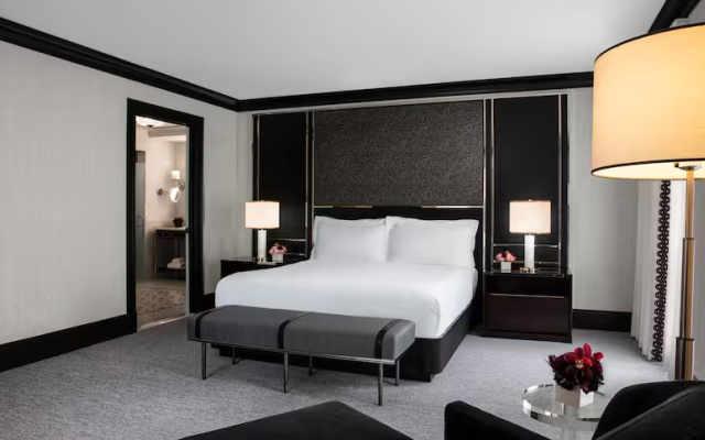 2 Bedrooms Presidential Fireplace Suite