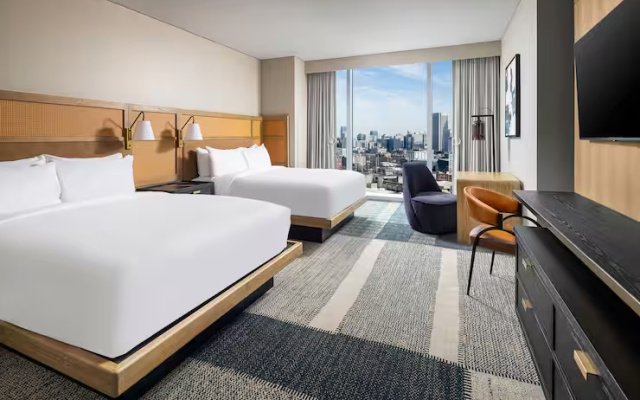 Hearing Accessible room with city view