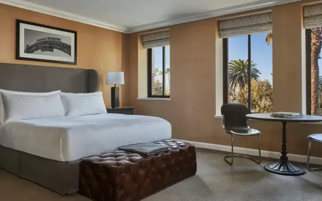 Fairmont room