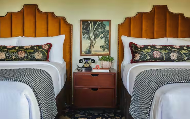 Graduate Twin room