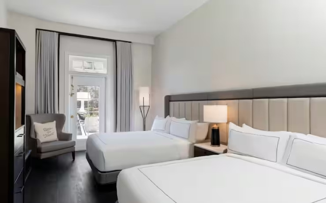 Twin Sundeck room