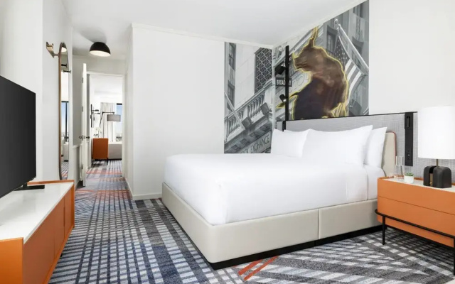 Skyline Double Suite