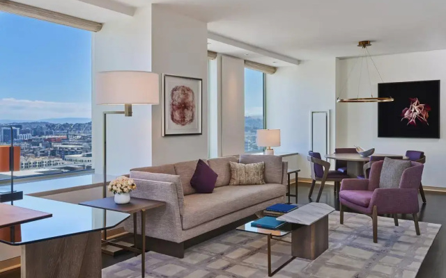 Signature Suite
