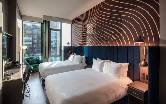 Deluxe Twin room Skyline View