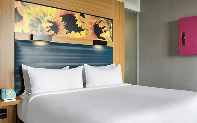 Aloft Double Suite