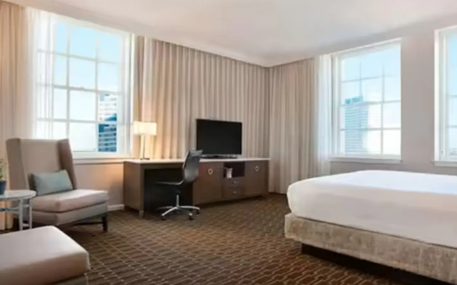 Corner room
