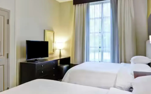 2 room Mobility Accessible with Roll In Shower Suite