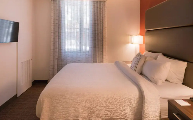 2 Bedrooms Accessible Suite