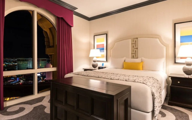 Charlemagne Bordeaux Double Suite
